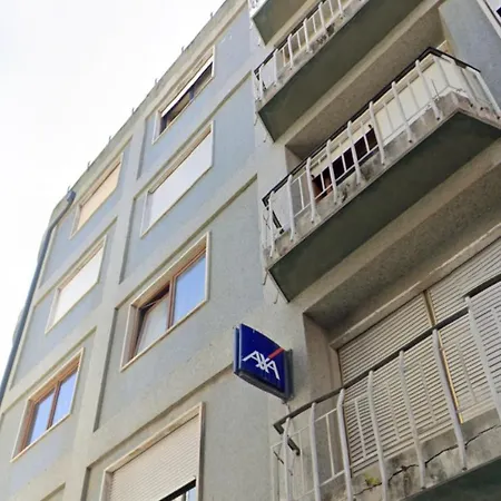 Entire 2 Bedroom Or Private In Centre Of Figueira *